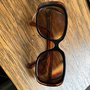 Brown Women's Sunglasses. YLANG 
120 brown amber frames with corrective lenses